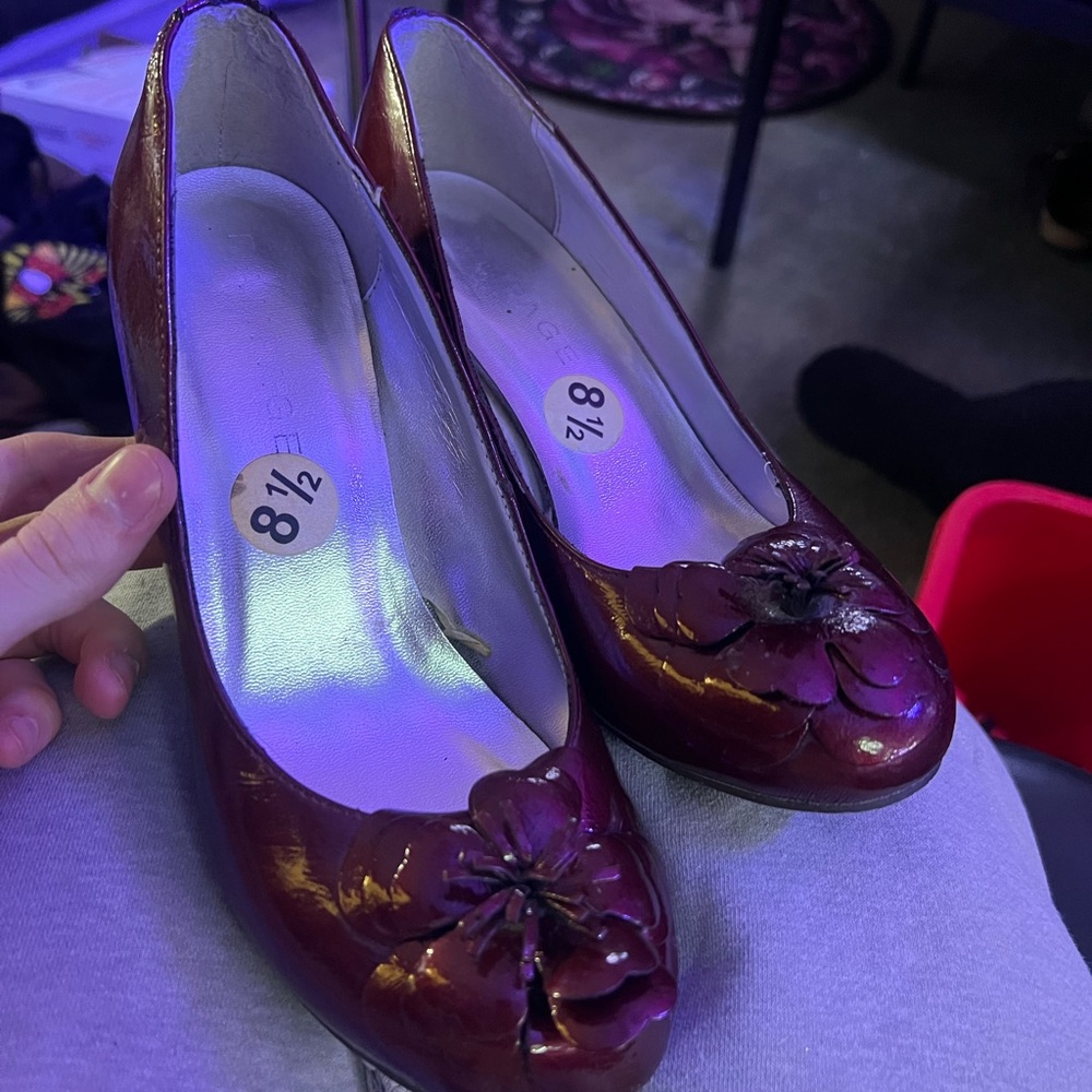 Elegant Burgundy Peep-Toe Heels size 8.5